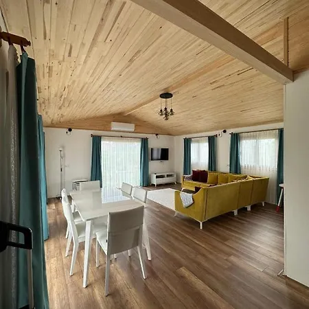 Villa Nar *