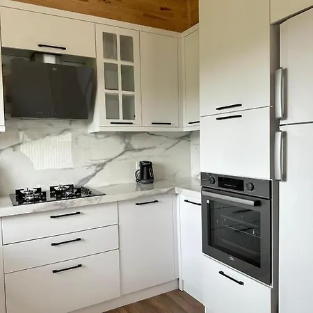 Nar Çıralı