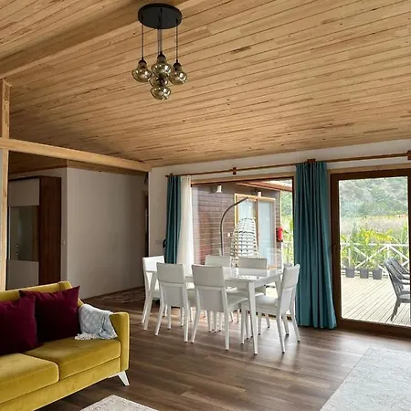 Nar Villa *