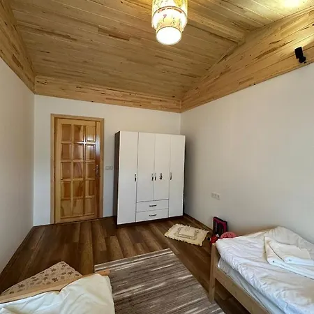 Nar Villa