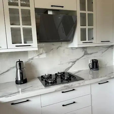 Nar Çıralı